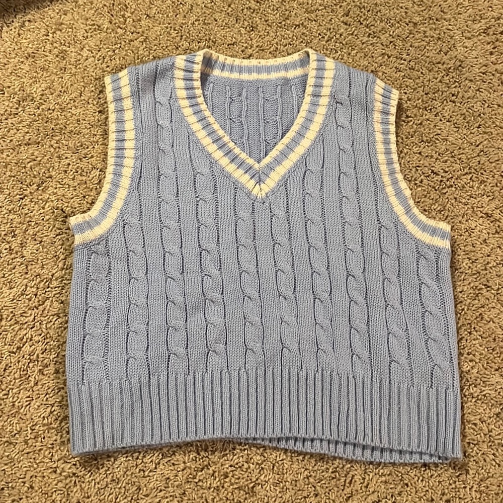Blue And White Thick Knitted Sweater Vest Unisex Small